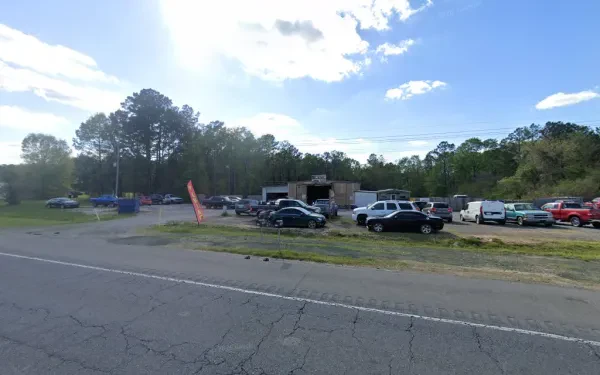 Bud's Auto & Towing - photo 3
