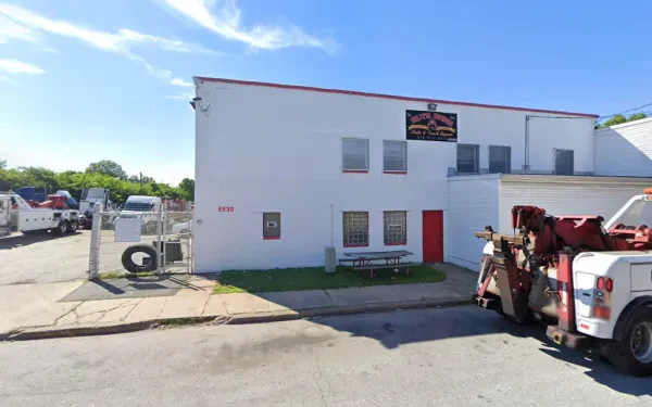The Auto Barn Inc. - photo 4