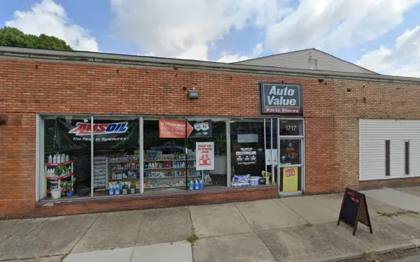 Genuine Auto Parts - photo 3