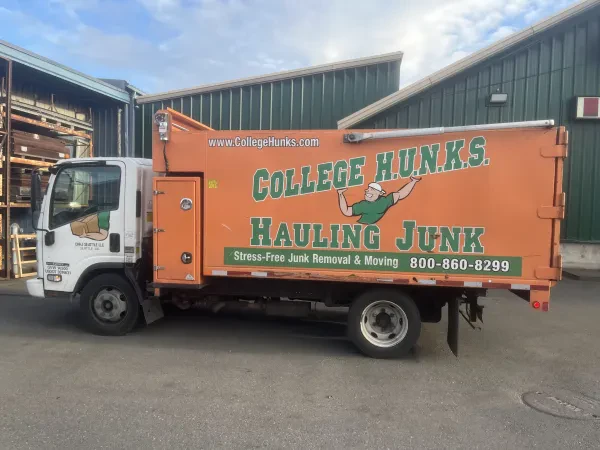College Hunks Hauling Junk and Moving Seattle - photo 4