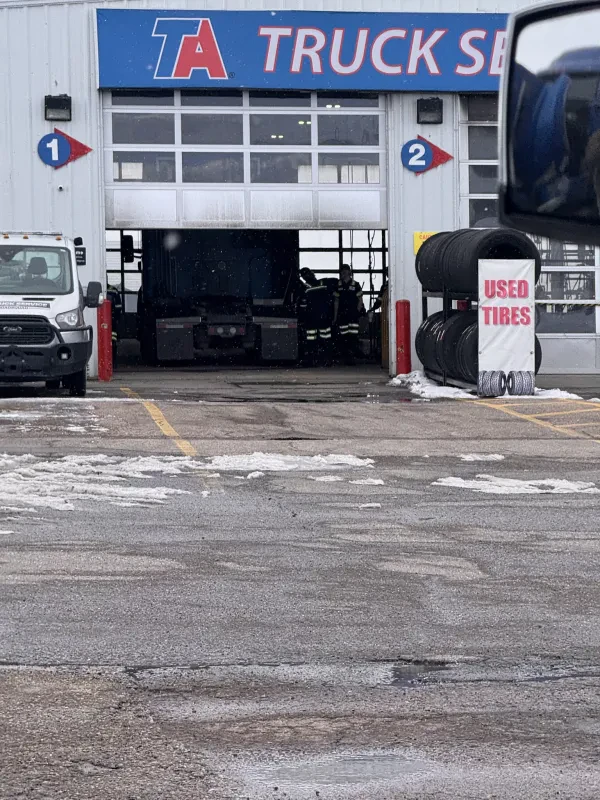 TA Truck Service - photo 4