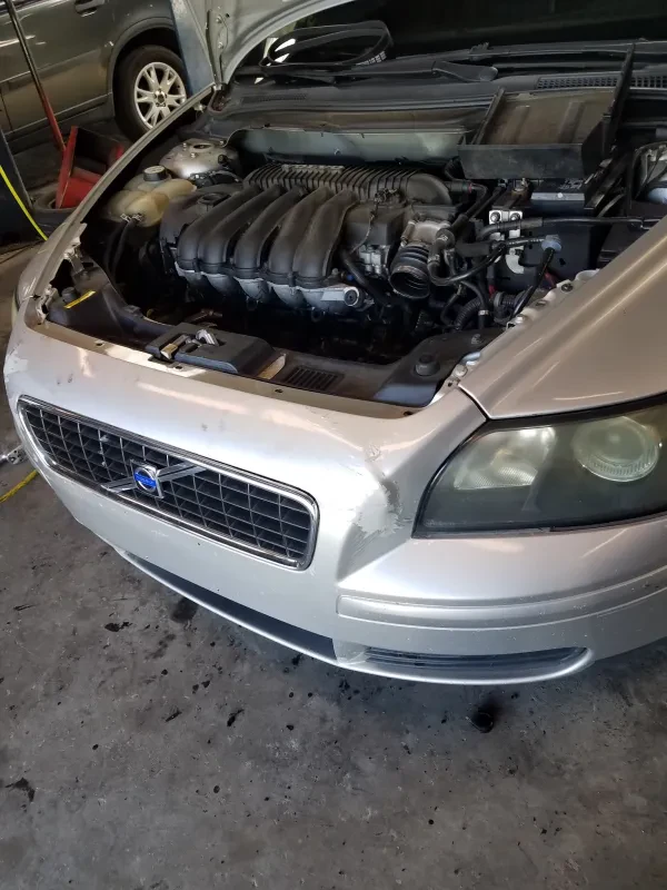 Auto Disassembly Volvo - photo 2