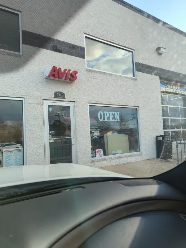 Thompson's Towing And Automotive Repair Center - photo 2
