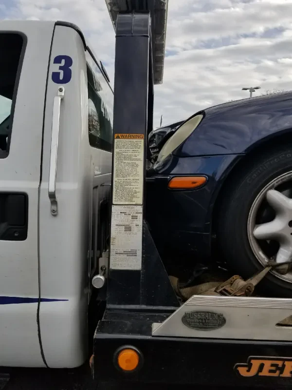 Thompson's Towing And Automotive Repair Center - photo 3