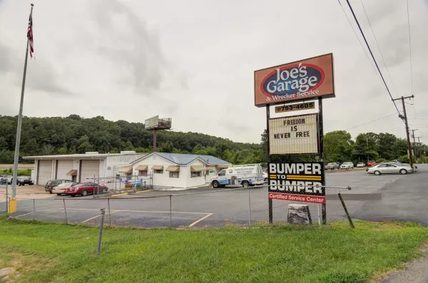 Joes Garage - photo 3