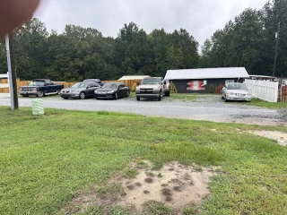 Roger's Body Repair And Towing