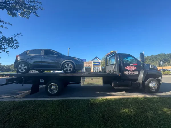 Mark's Towing Inc - photo 4