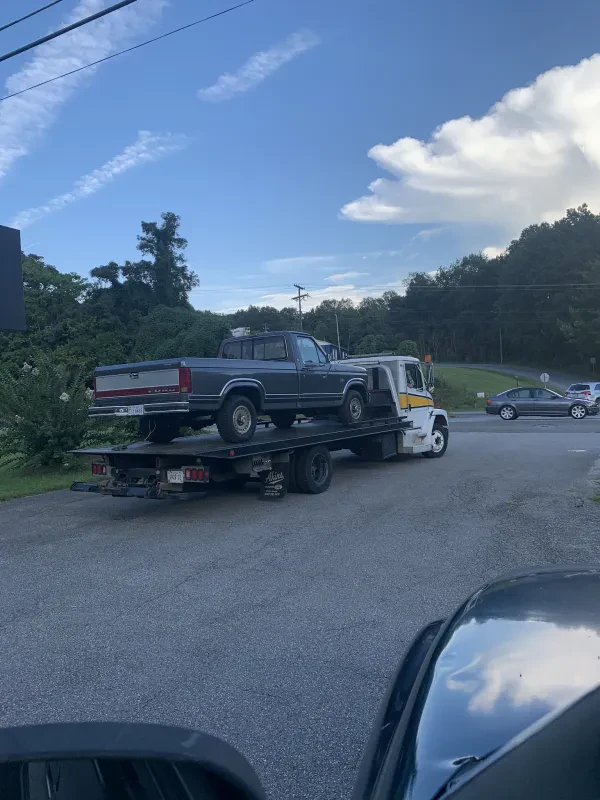 Cooke Towing & Recovery - photo 2