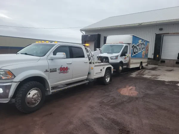 906 Truck & Equipment - photo 2