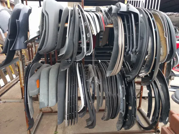 City Universal Auto Parts - photo 3