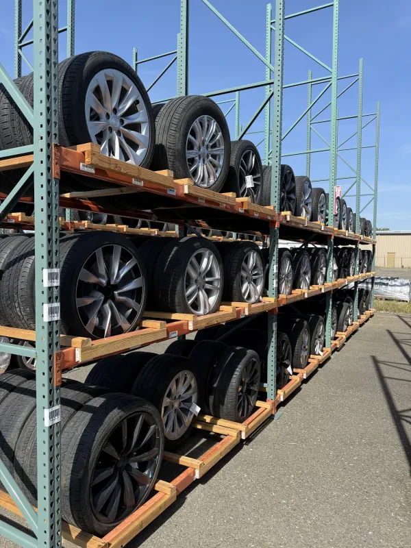 Donut Auto Parts, Tesla Specialists - photo 2