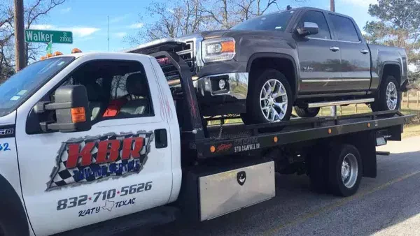 KBR Towing Service - Heavy Duty Towing - photo 4
