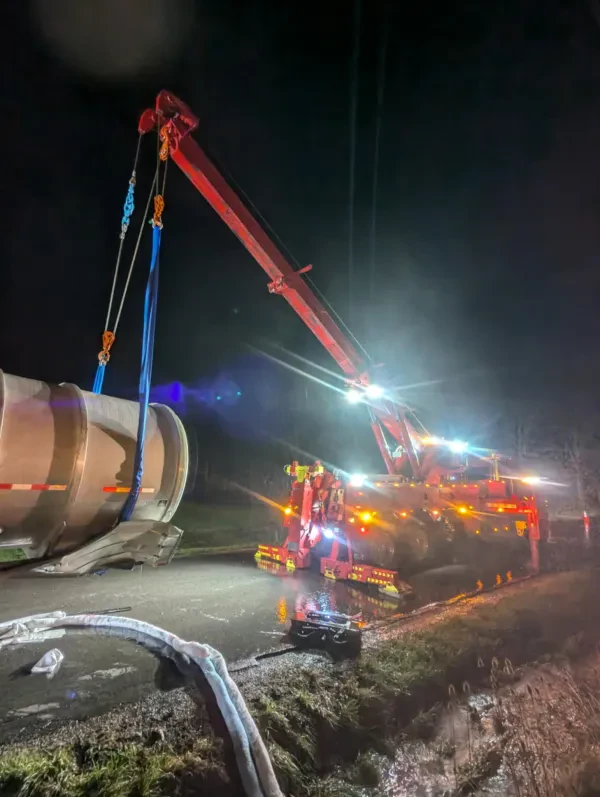 Twin Peaks Towing & Recovery - photo 3
