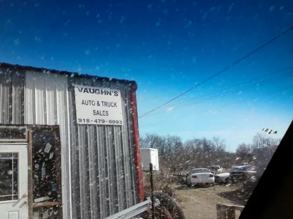 Vaughn's Wrecker Service - photo 4