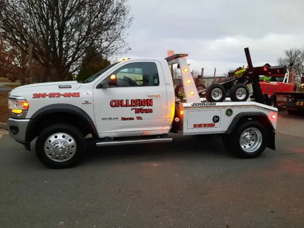 Collision Towing Seattle, WA - photo 2