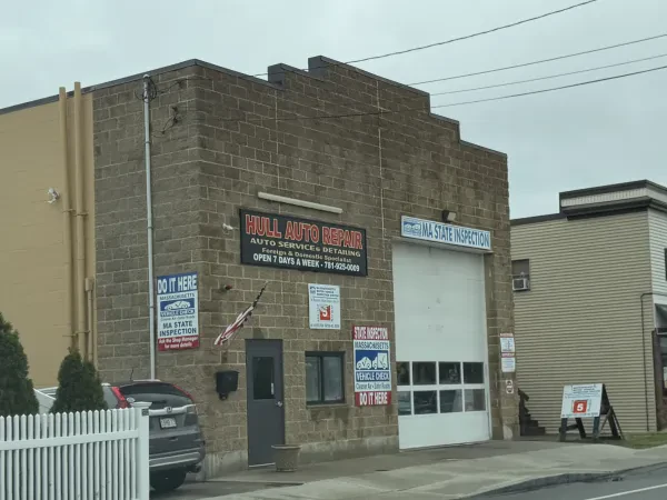 Hull Auto Repair - photo 2