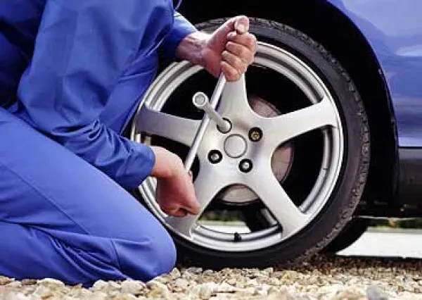 Bond Garage and Towing - photo 3