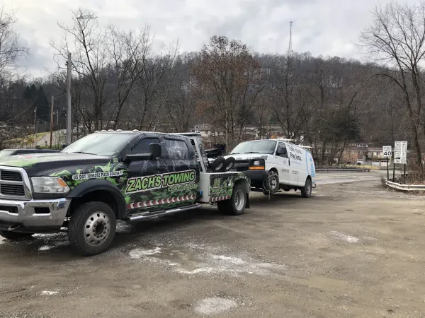 Zach’s Towing - photo 3