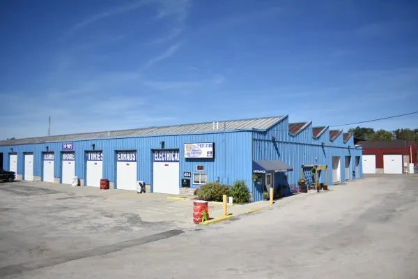 Snappy's Automotive - photo 2