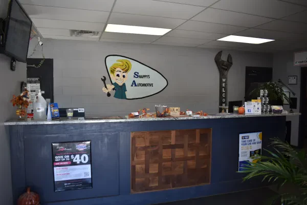 Snappy's Automotive - photo 3