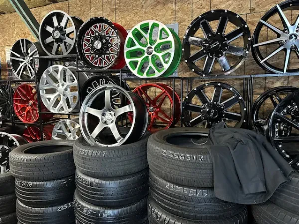 Lina's Tire - photo 4