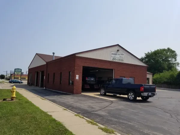 Monroe Collision Service Inc - photo 2