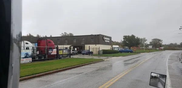 Baltimore Used Truck Center - photo 2