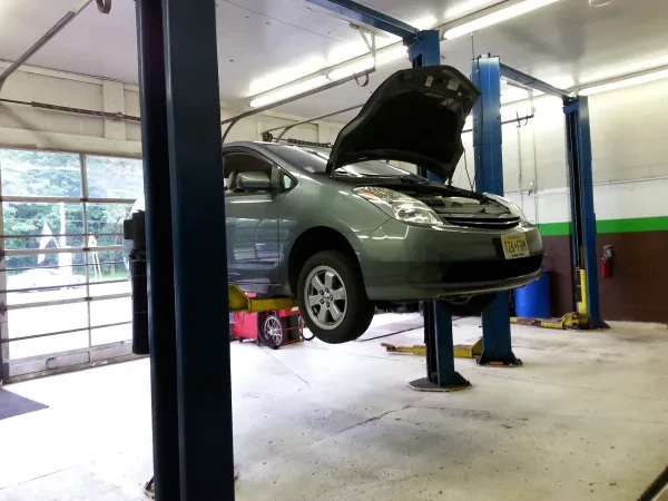 Glen Oaks Automotive - photo 2
