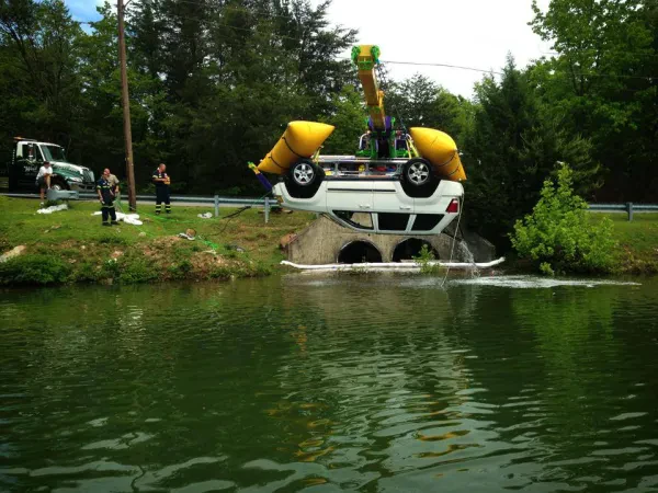 Weil Wrecker Service - Car Towing & Heavy Duty Semi Truck Recovery - photo 2