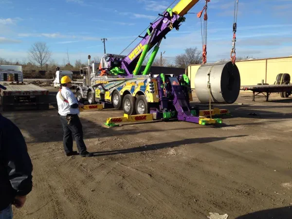 Weil Wrecker Service - Car Towing & Heavy Duty Semi Truck Recovery - photo 3