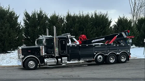Heavy Duty Towing - photo 3