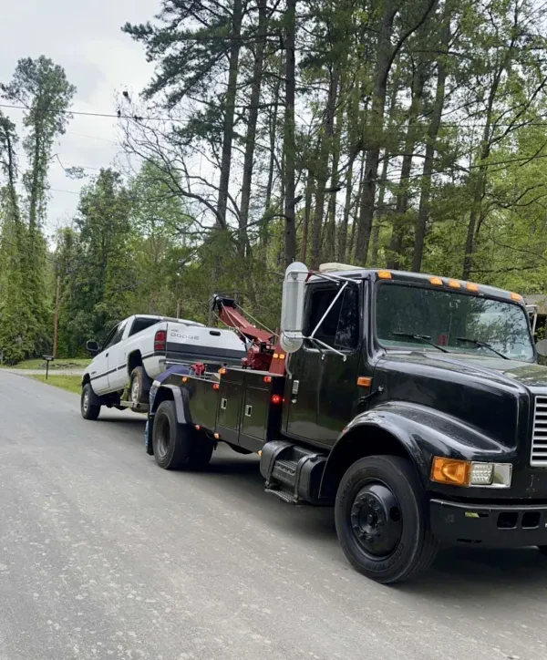 Miller's Towing & Hauling LLC - photo 3