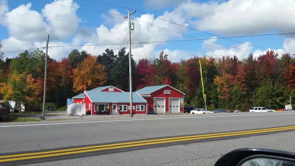 Walton's Auto Care & Self Storage - photo 3