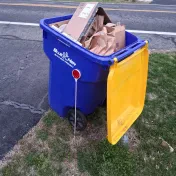 Blue Hen Dispose-All
