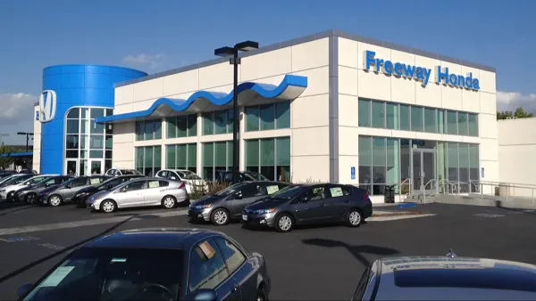 Freeway Honda - photo 3