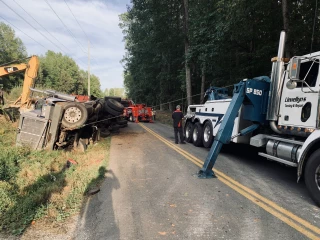 Llewellyn Towing & Repair