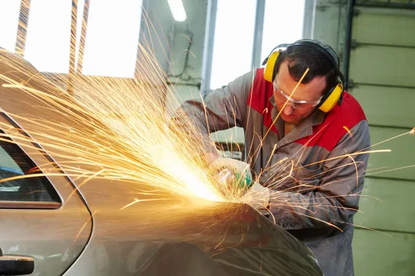Swain's Auto Body Shop - photo 3
