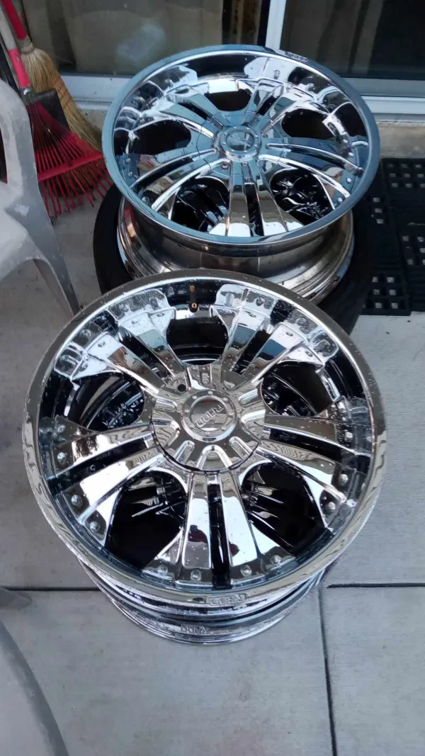 Hubcap Heaven in Suitland Maryland - photo 3