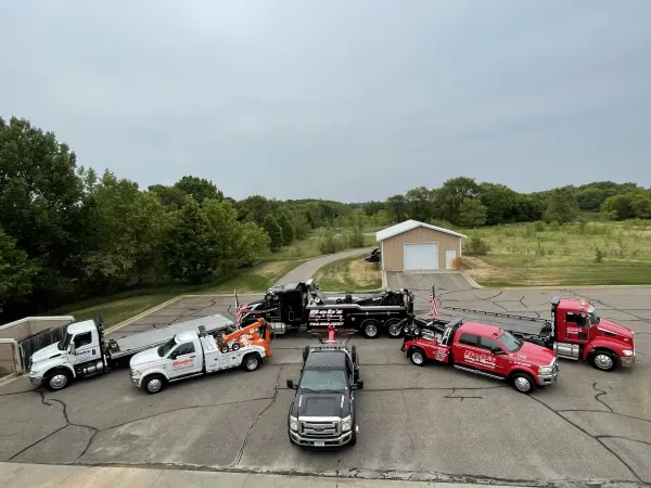 Bob's Towing & Recovery Inc - Monticello - photo 4