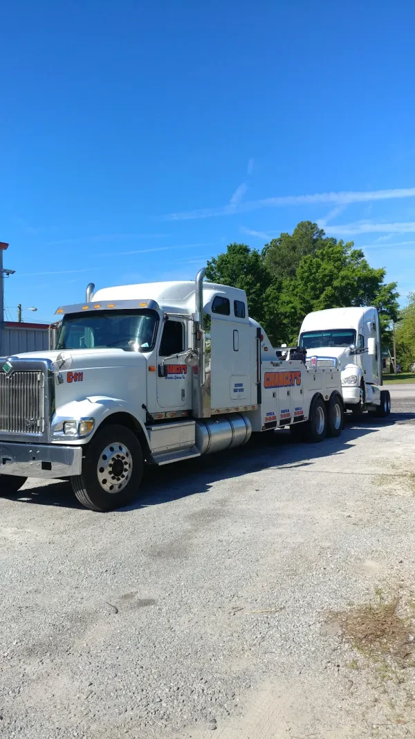 S&W Truck Repair - photo 2