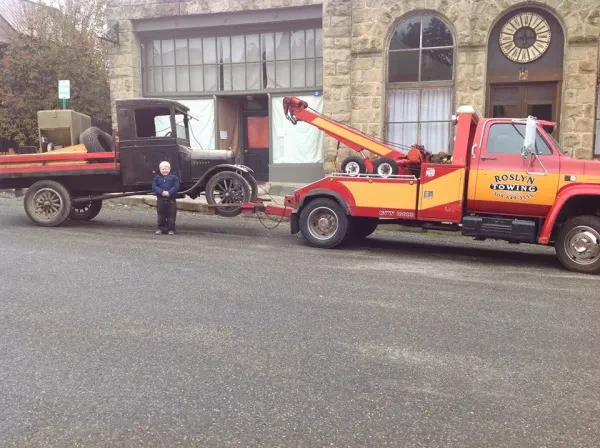 Roslyn Towing - photo 2