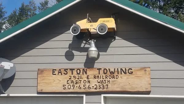 Easton Towing - photo 2