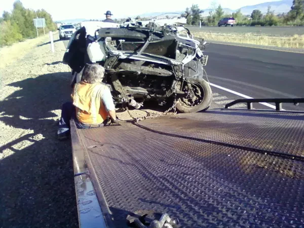 Dean's Towing And Auto Service - photo 3