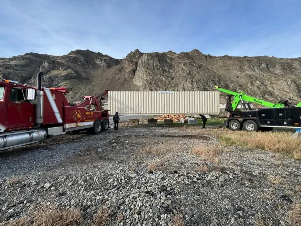 Mountain Highway Towing & Recovery - photo 2