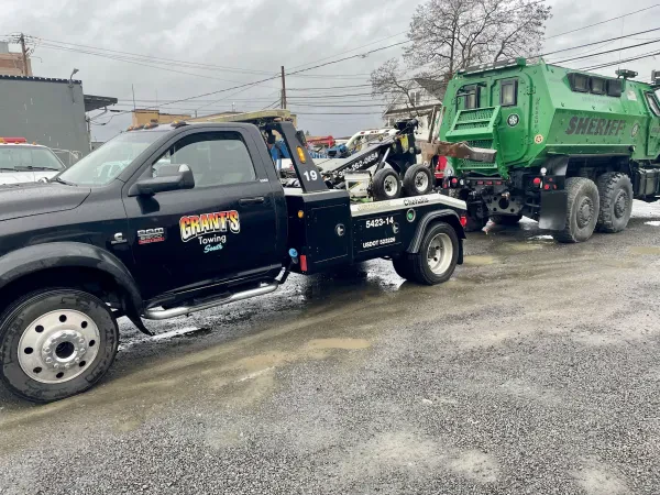 Grant's Towing South (24hr Towing) - photo 3
