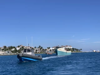 TowBoat US