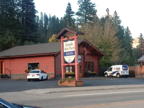 NAPA Auto parts - Leavenworth - photo 2