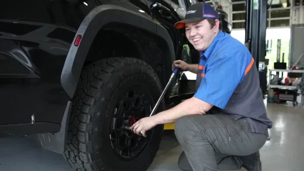 Jacky Jones Ford of Hayesville, Inc. - photo 2