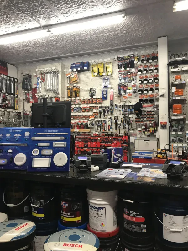 Fisher Genden Auto Parts of Springfield - photo 2