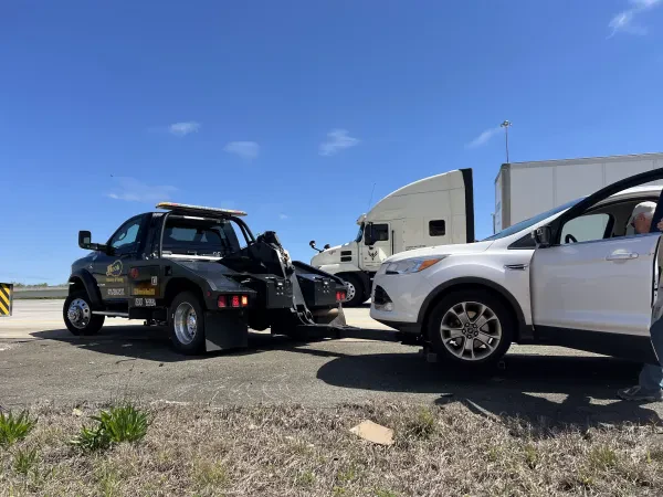 Hook Recovery and Towing - photo 2
